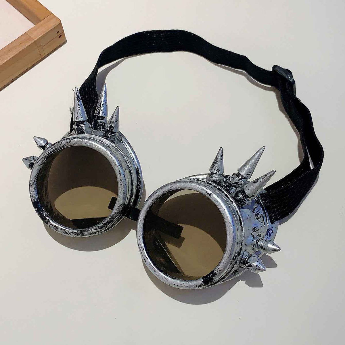 Retro Steampunk Glasses – Halloween Costume & Cosplay Accessory.
