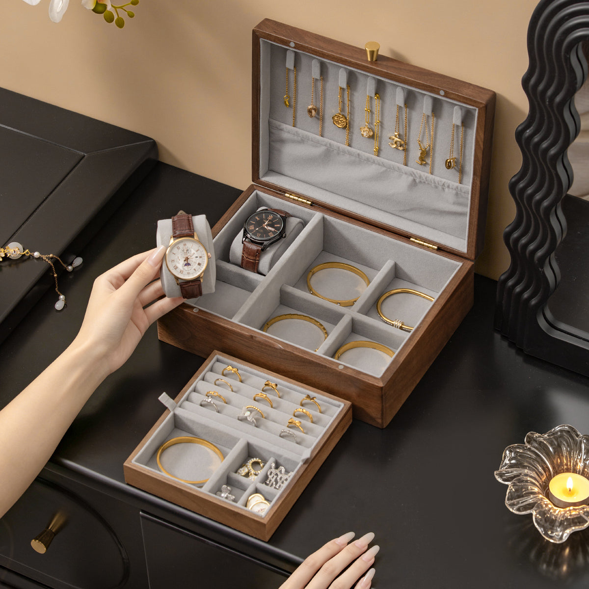 Solid wood desktop jewelry storage box
