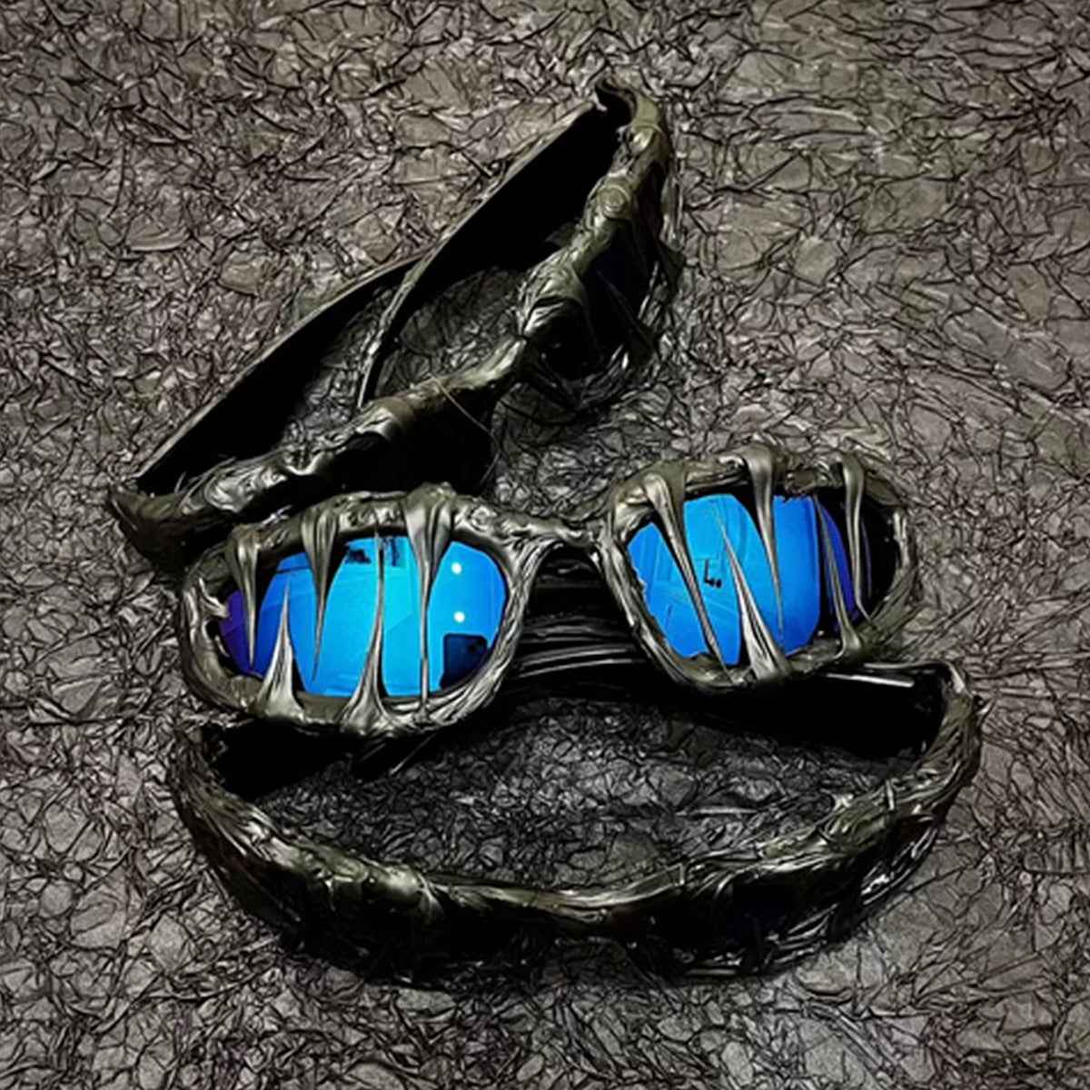 Gothic Demon Eye Resin Novelty Sunglasses – Red Lens.