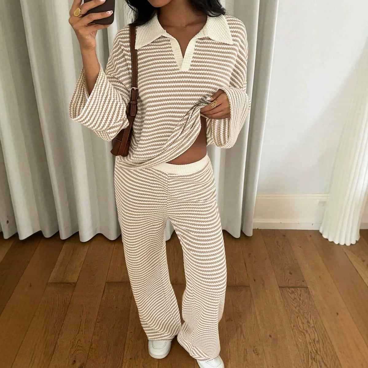 Women's Contrast Stripe Wide Leg Pants Set.