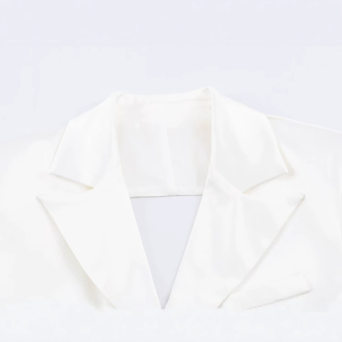 Silk textured backless short suit jacket for women