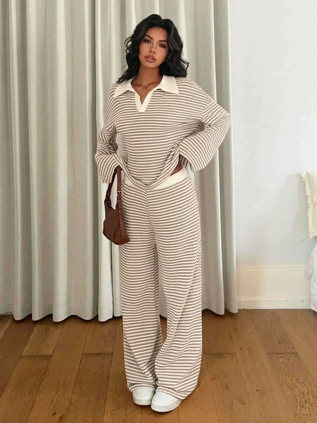 Women's Contrast Stripe Wide Leg Pants Set.
