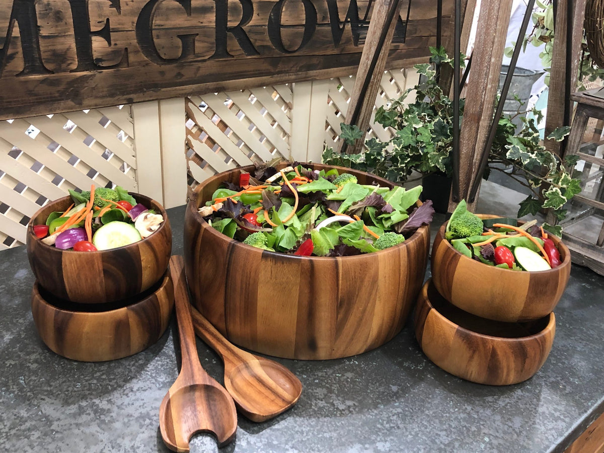 Dragor 7 Piece - Extra Large Salad Bowl with Servers and 4 Individuals.