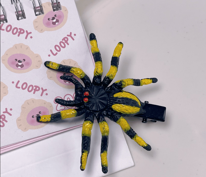Halloween Fake Spider Duckbill Hair Clip.