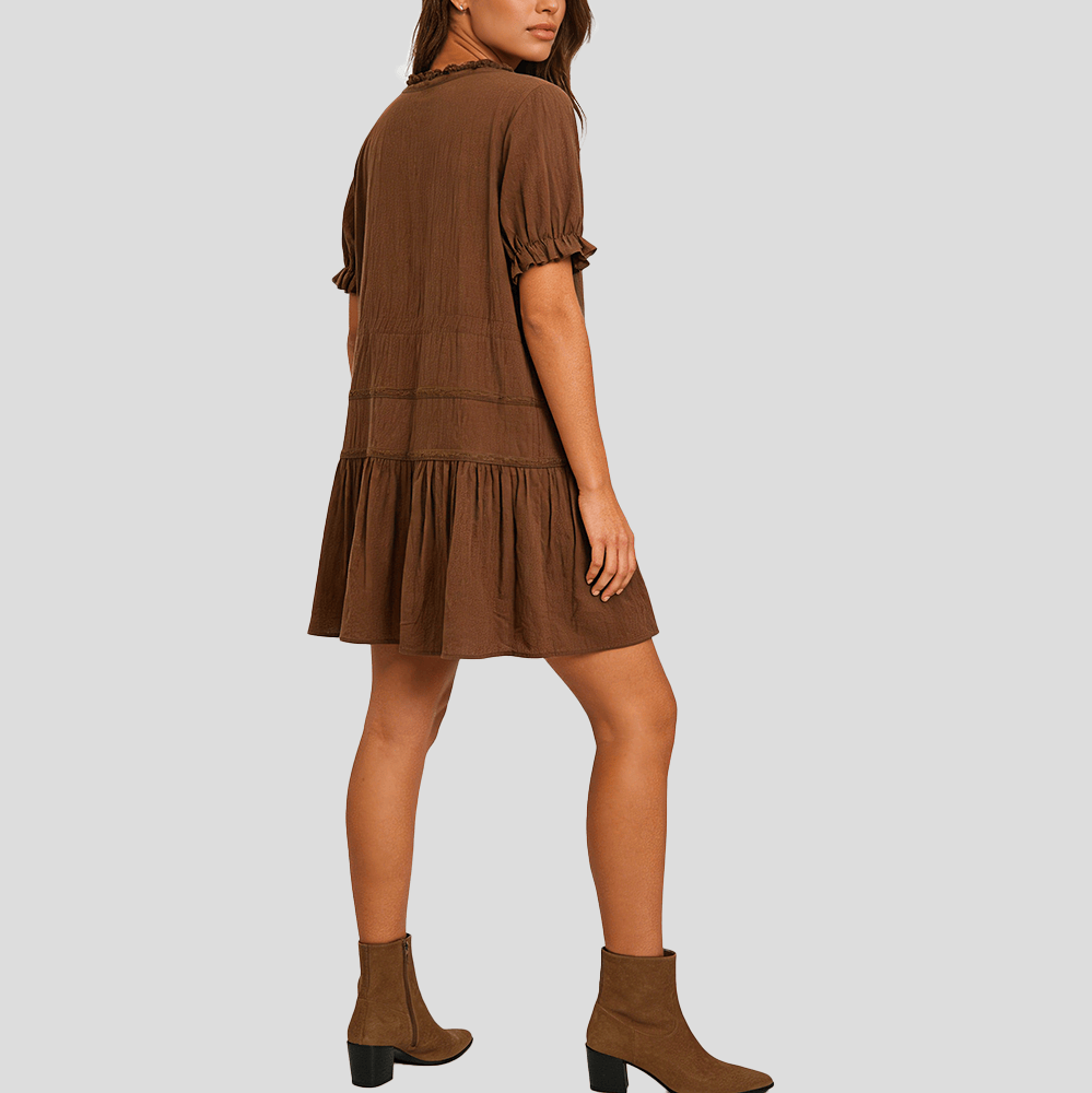 Women's fashionable French-style lace-trimmed velvet bow waist drawstring dress.